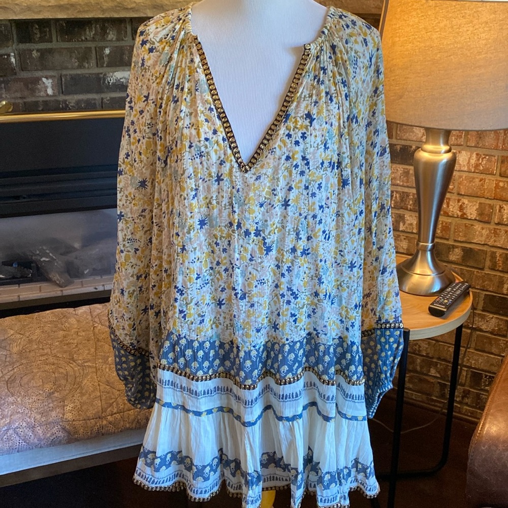 FREE PEOPLE long tunic top or short dress. Size US Large. Fun, boho style.